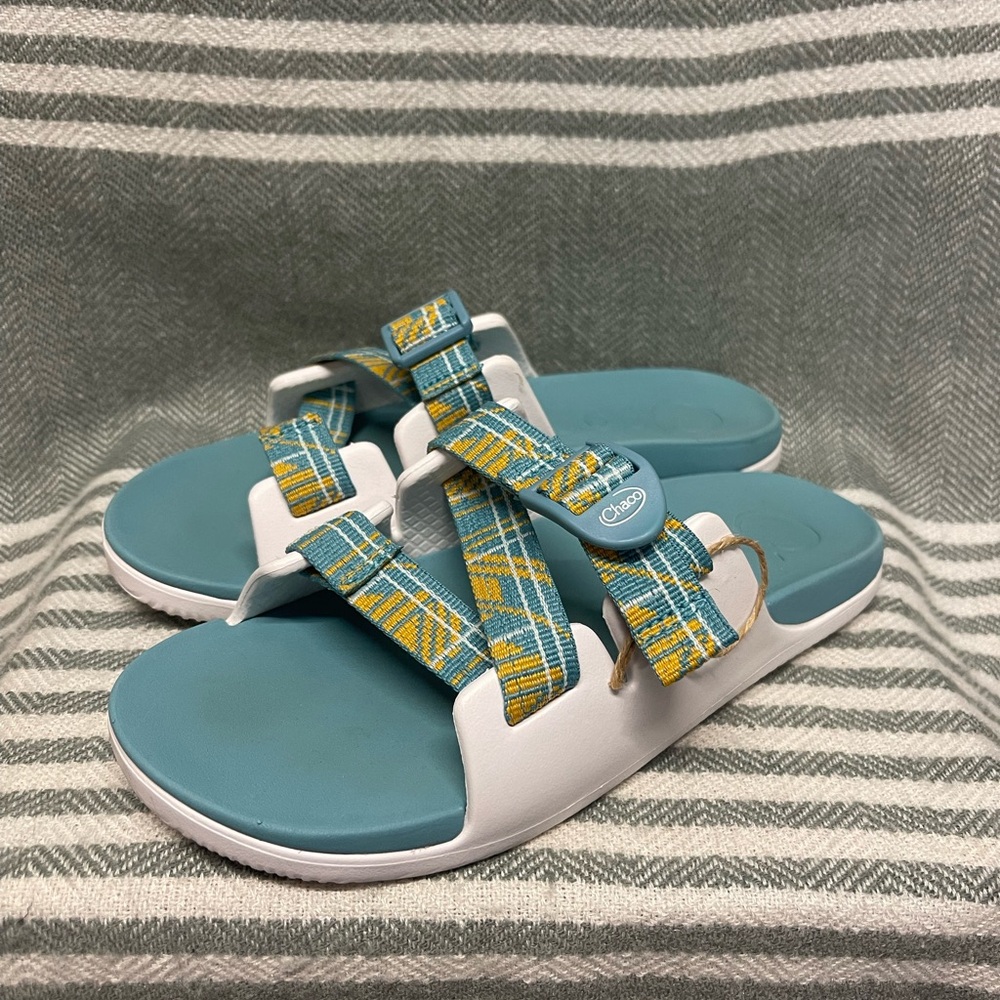 Chaco Chillos Waterproof Teal and‎ Yellow Strappy Slides Size 5